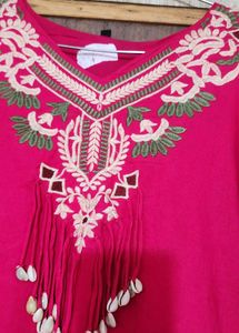 Elegant Pink Embroidered Kurta