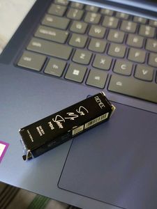 Renee See Me Shine gloss mini