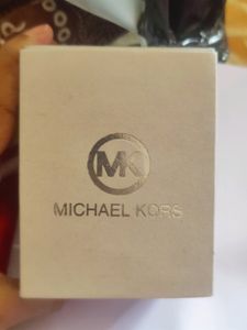 MK BEST QUALITY LADIES WATCH WITH BOX
