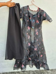 Women Ethenic Wear