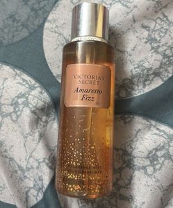 VS Amaretto Fizz