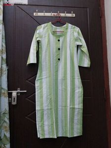 Striped Green Cotton Kurti Pant Set