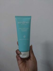 Dot & Key Deep Pore Clean Milk Foam Cleanser