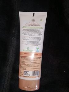 Mamaearth Rice Water Face Wash For Glowing Glass S