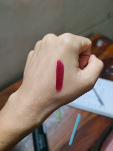 Colorbar Matte Lipstick.