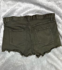 H&amp;M Olive Shorts