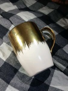 Gold &amp; White Accent Cup quantity 1