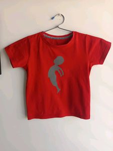 BOY'S RED TSHIRT