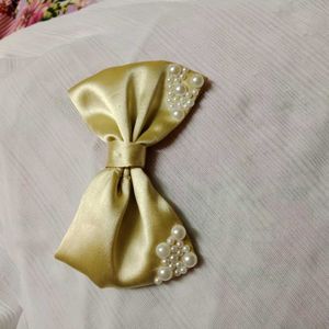 Pearl Embellished Hair Bows