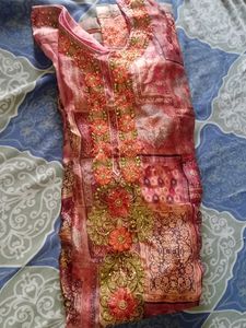 Very Simple And Sober Suit
