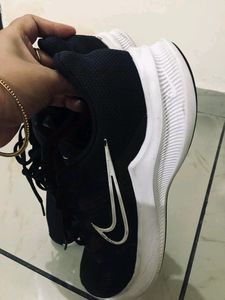Price Drop!!!!Nike Men 👟👟👟👟 Shoes