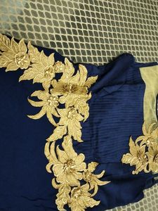 Beautiful Kurta With Golden Leggings