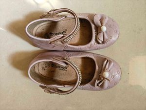 Baby Girl Shoes - Size 4
