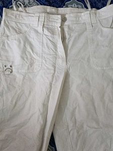 White Capri Pants