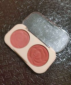 2 Shades Powder Blusher