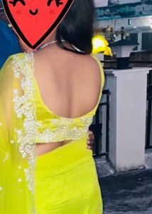 Saree With Blouse