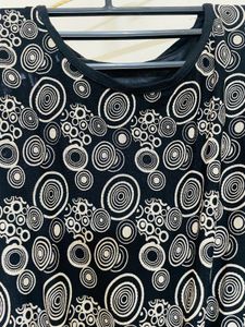 Black and White Circle Pattern Dress