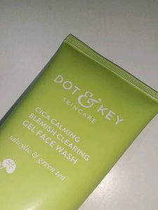 Dot&amp;Key Cica Calming Blemish Clearing Gel Facewash