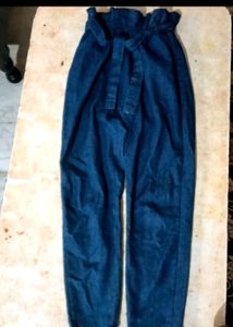 Blue High Waisted Jeans 🤩