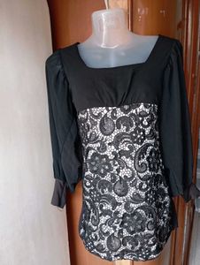 Chic Black & Lace Top