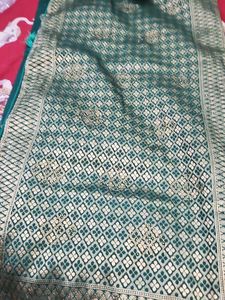 Emerald Green Saree With Blouse