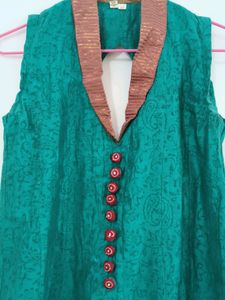 Collar neck Turquoise Kurta With Red Velvet Border