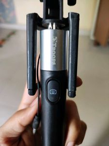 selfie stick