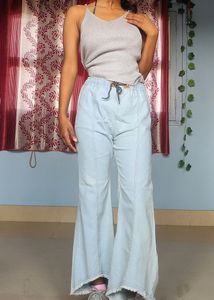 CLEARANCE SALE ✨ Flare Leg Denim Jeans Pant.