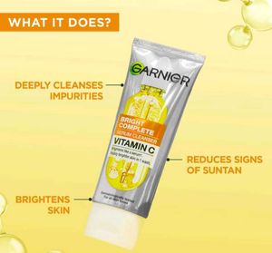 Garnier Vitamin-C Serum Cleanser