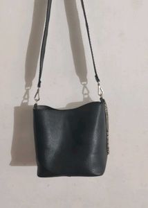 Find KAPOOR BLACK SLING