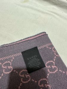 Replica Gucci Scarf With Flaws