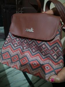 Zouk Stylish Sling Bag