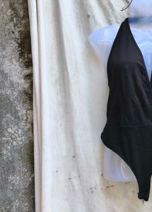 8.9 SEXY BLACK BODYSUIT