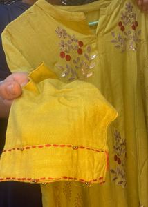 Embroidered Yellow Kurta