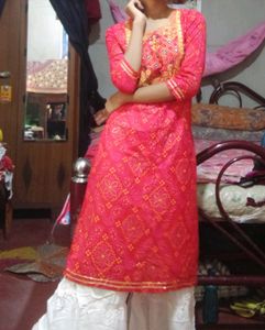 Red Kurta