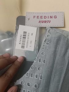 Feeding Kurti
