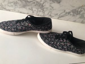 Max Canvas Floral Shoes,price Is Negotiable