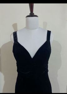 Elegant Black Velvet Slit Gown