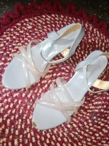 Heel Sandal 👠