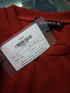 beautiful branded tops