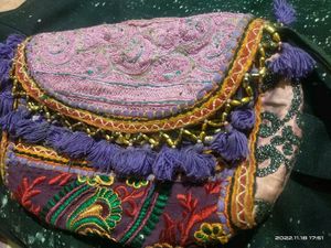 Multicolored Embroidered Sling 👜