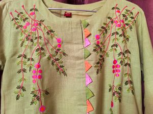 Embroidered Green Kurti