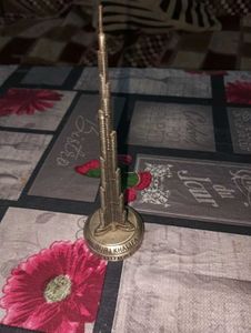 Burj Khalifa Show Piece