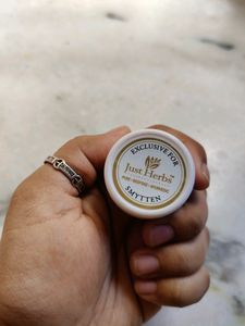 Just Herbs Nourishing Under Eye Gel