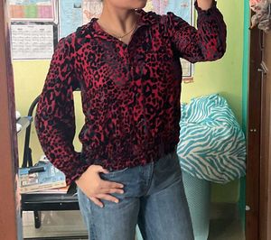 Liz & Me red and black leopard print stretch top.