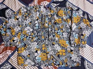 Xl Top With Stylish Sleeve