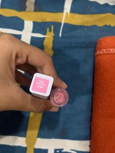 Combo of These 2 Lipstick And Lipgloss.