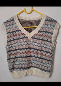 Combo - 2 Knitted Vest