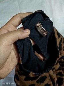 Round Neck Animal Print Top