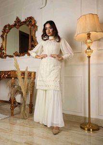 New With Tag ✨ Sarara Set✨